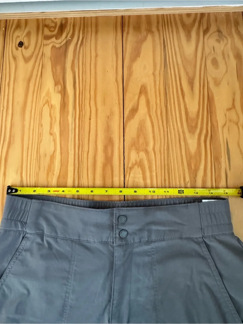 Columbia Gray Straight-Leg Women's Outdoor Pants - Picture 3 of 7